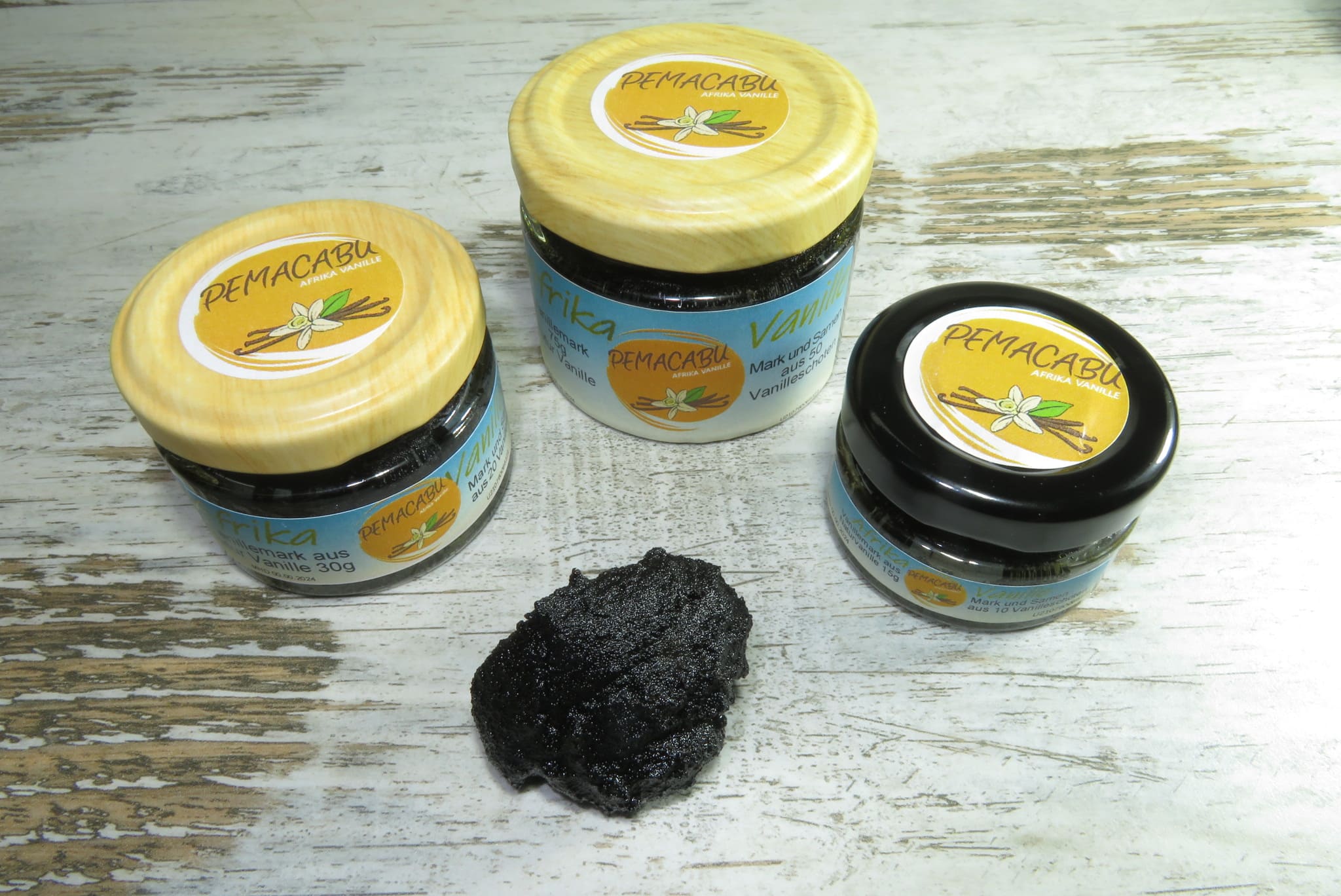 Vanillemark im Glas und Natur