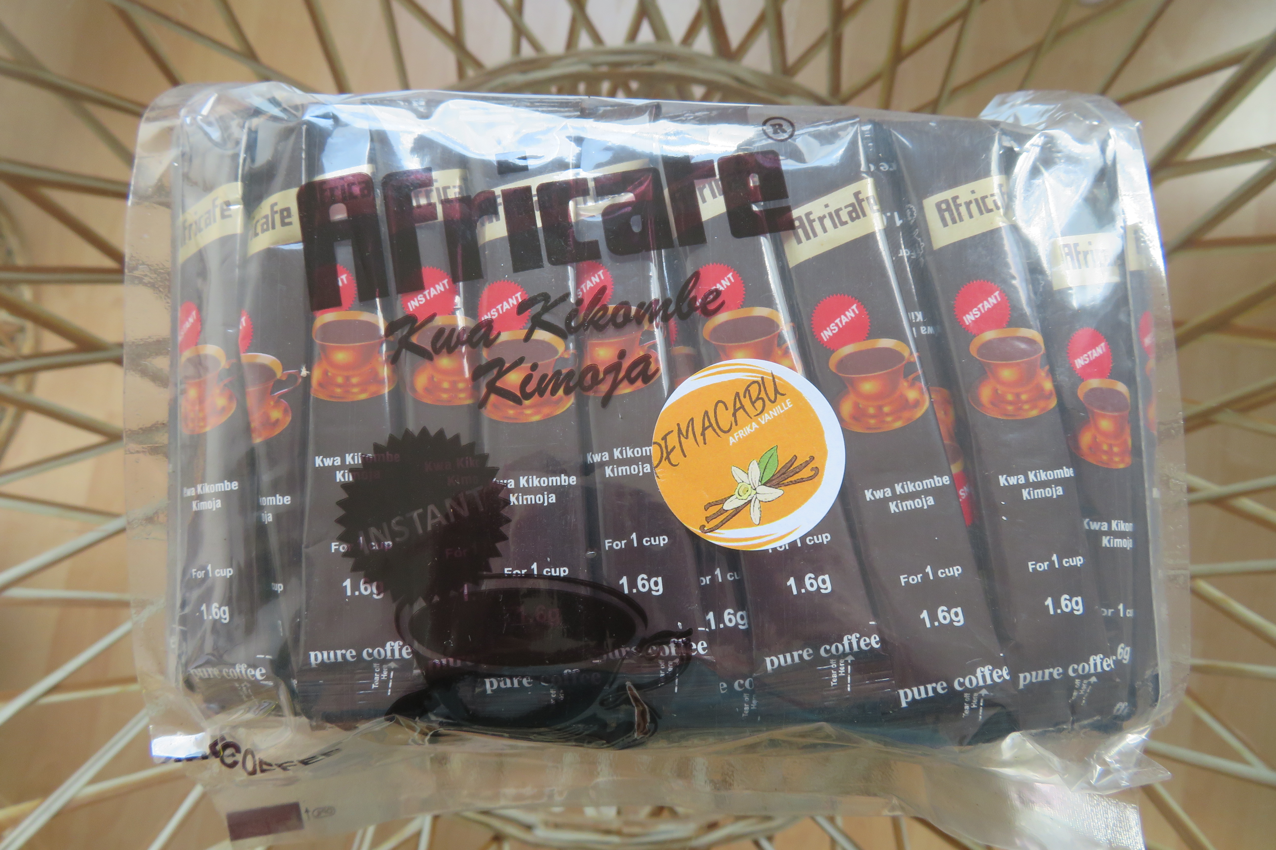 Africafe im 50 Gramm Standbodenbeutel, der Instant-Kaffee aus Tansania